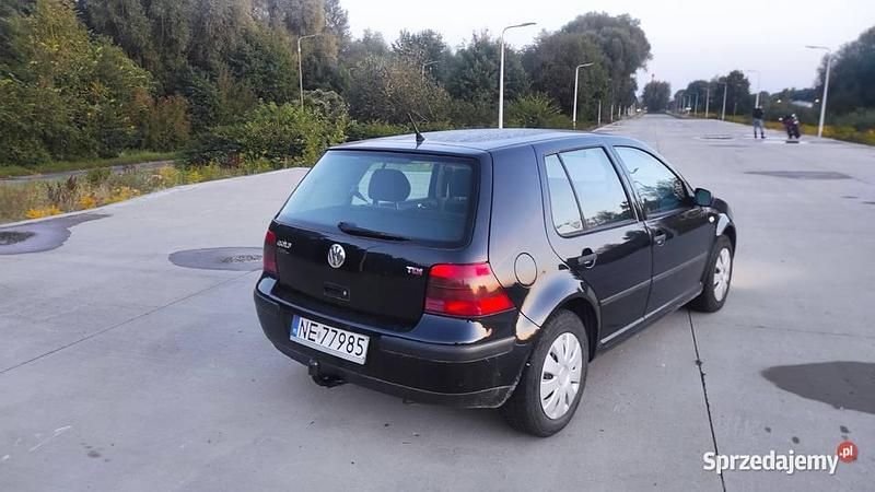 Granatowy Używany 2002 VW Golf IV Hatchback | 4500 zł (Uczciwa cena) - Obraz 1/3