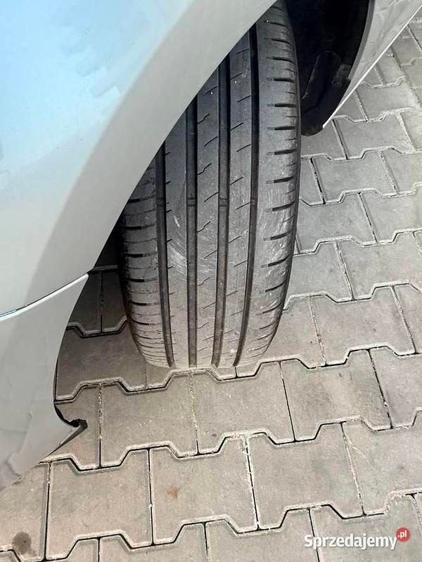 Używany Opel Astra Enjoy 105 KM (77 kW) 2018