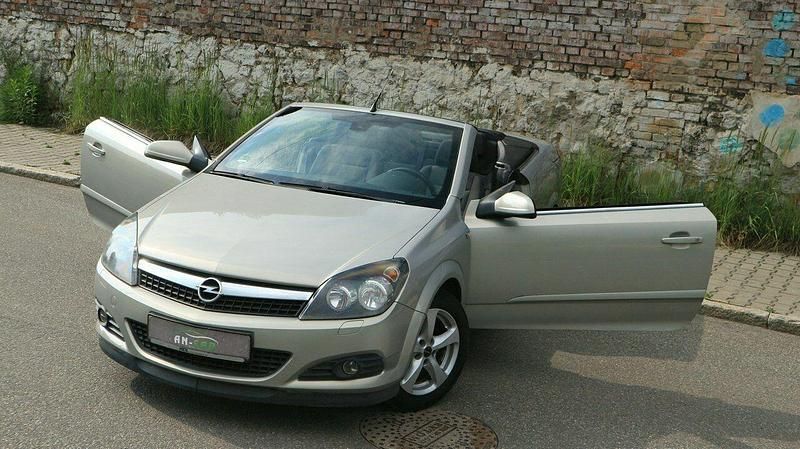 Srebrny Używany 2006 Opel Astra Cabriolet Kabriolet | 13 700 zł - Obraz 1/4