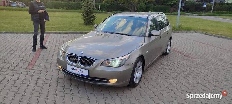 Złoty Używany 2008 BMW 523 Kombi | 21 200 zł - Obraz 1/4