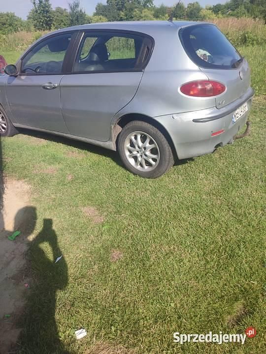 Używany 2004 Alfa Romeo 147 Hatchback | 3999 zł (Uczciwa cena) - Obraz 1/3