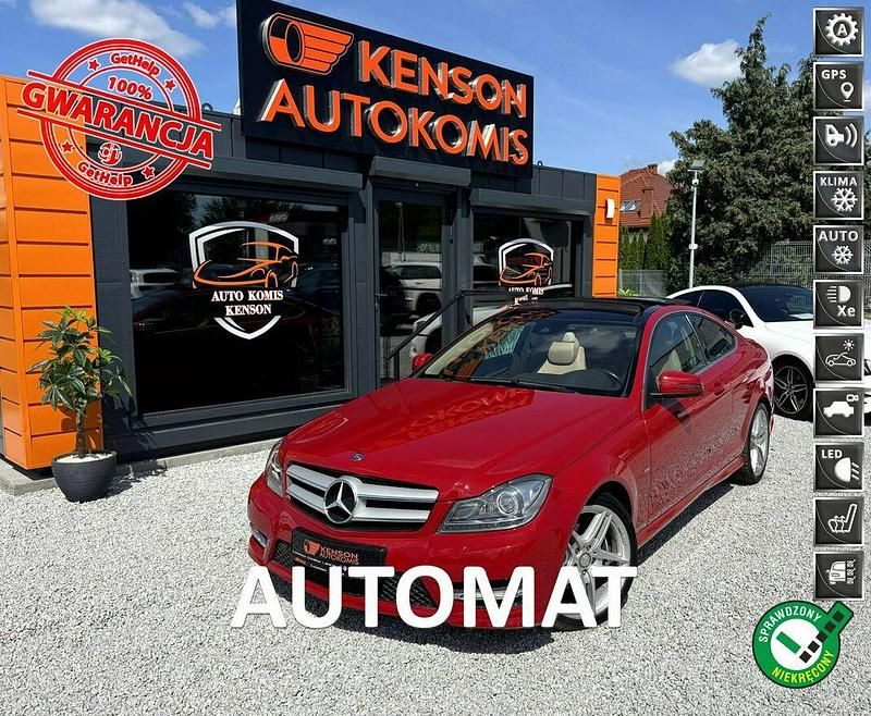 Czerwony Używany 2012 Mercedes C250 Coupe | 54 900 zł - Obraz 1/4