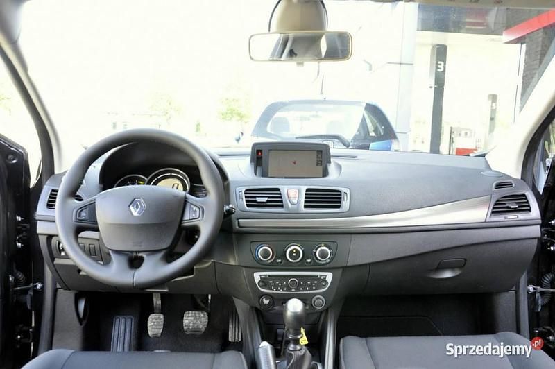 Używany Renault Mégane III Business 110 KM (80 kW) 2009 Czarny (metalik) Hatchback