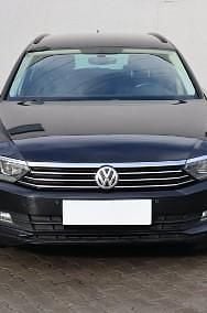 Używany VW Passat 120 KM (88 kW) 2015 Czarny Kombi