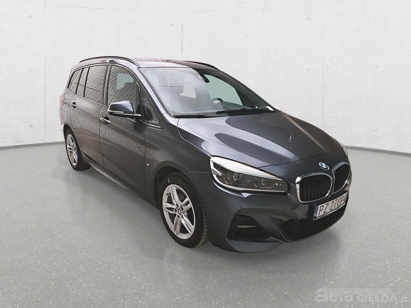 Grafitowy Używany 2022 BMW 218 Shadowline | 73 185 zł (Uczciwa cena) - Obraz 1/4