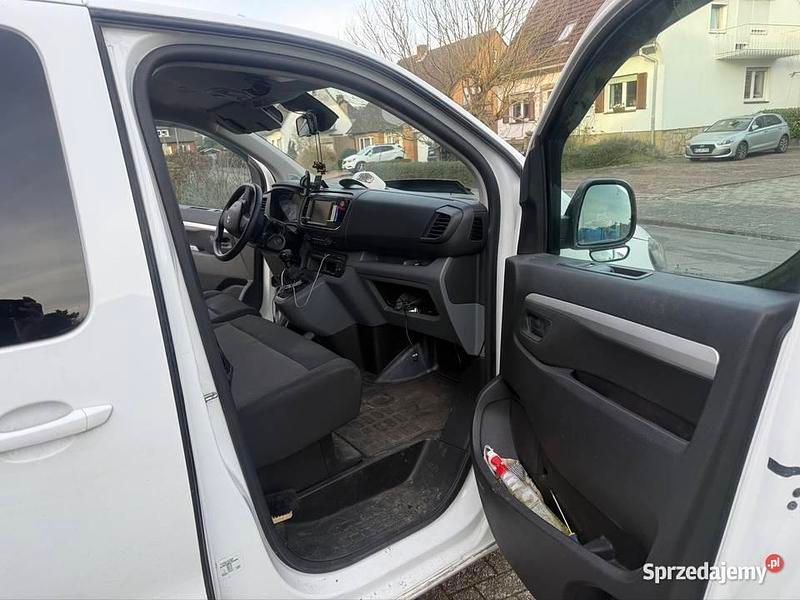 Używany Citroën Jumpy 122 KM (89 kW) 2021 Biały Minivan