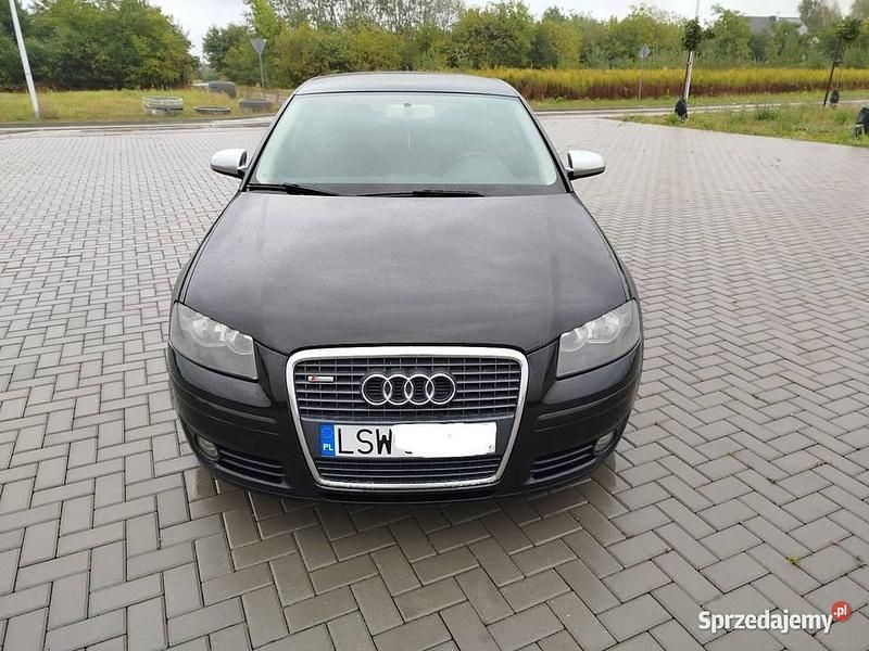 Czarny Używany 2005 Audi A3 S-Line Hatchback | 15 900 zł (Uczciwa cena) - Obraz 1/4