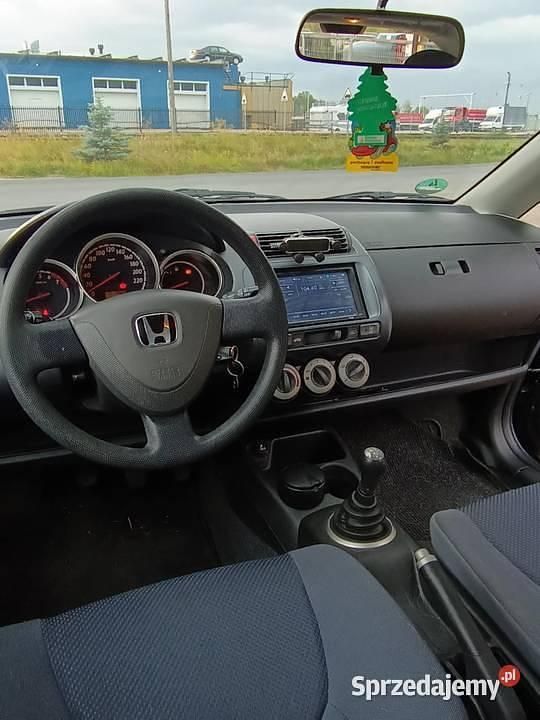 Czarny Używany 2007 Honda Jazz Hatchback | 8300 zł (Uczciwa cena) - Obraz 1/4