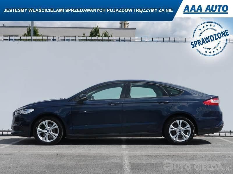 Używany Ford Mondeo 2018 Błękitny