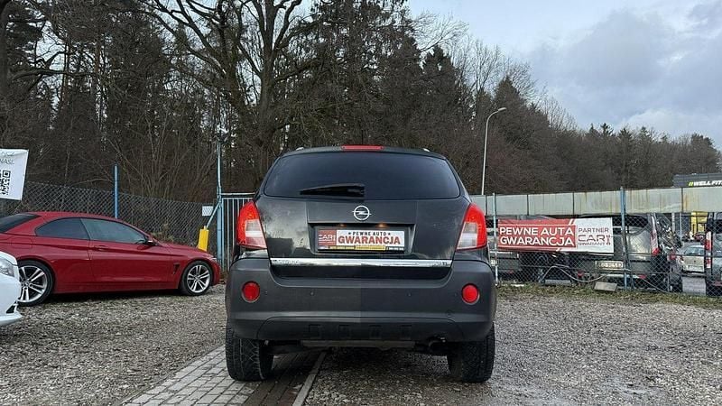 Używany Opel Antara 163 KM (119 kW) 2012 Czarny SUV