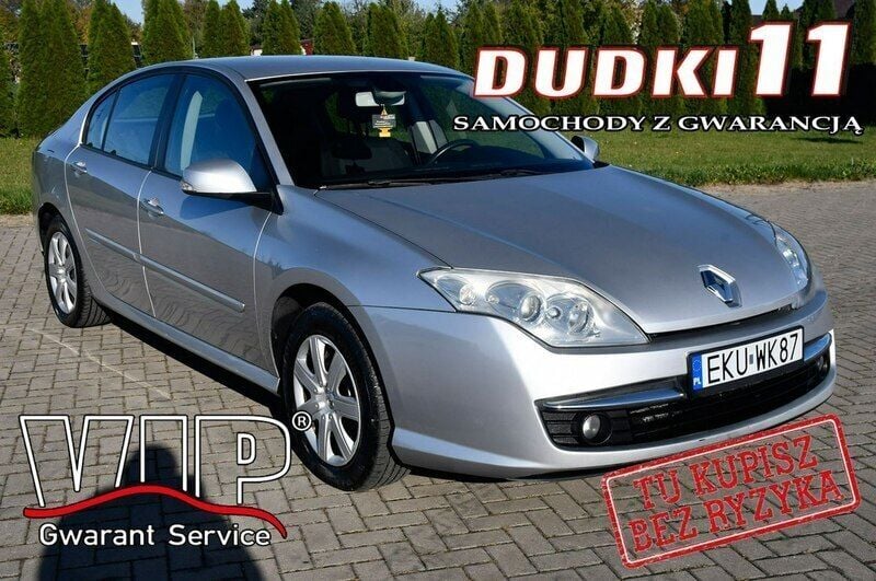 Srebrny (metalik) Używany 2008 Renault Laguna III Hatchback | 16 900 zł (Uczciwa cena) - Obraz 1/4