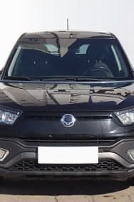 Używany Ssangyong (KGM) XLV 128 KM (94 kW) 2016 Czarny SUV