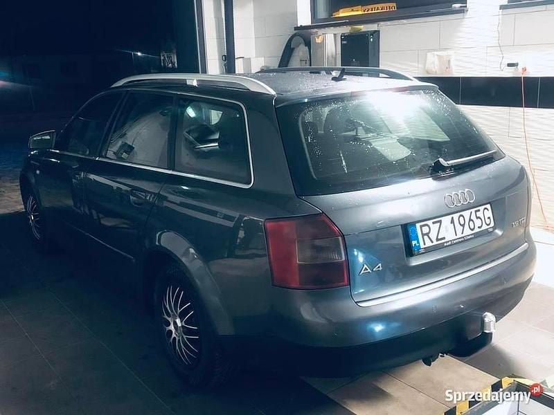 Używany 2003 Audi A4 Kombi | 8400 zł (Dość drogi) - Obraz 1/4