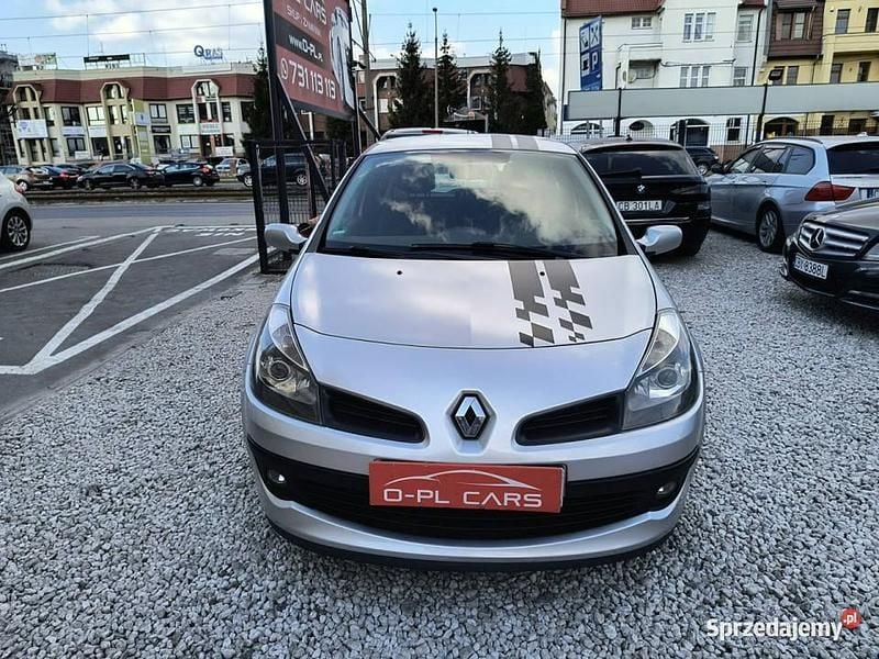 Srebrny Używany 2007 Renault Clio Coupe | 9900 zł - Obraz 1/4