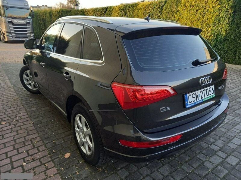 Używany Audi Q5 143 KM (105 kW) 2009 Szary SUV