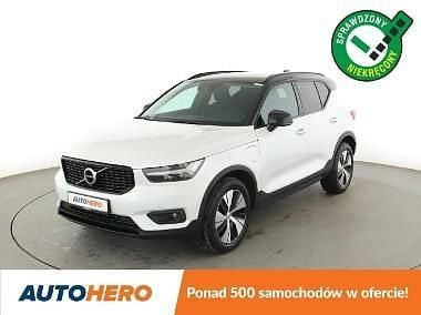 Biały Używany 2020 Volvo XC40 R-Design SUV | 88 300 zł - Obraz 1/3