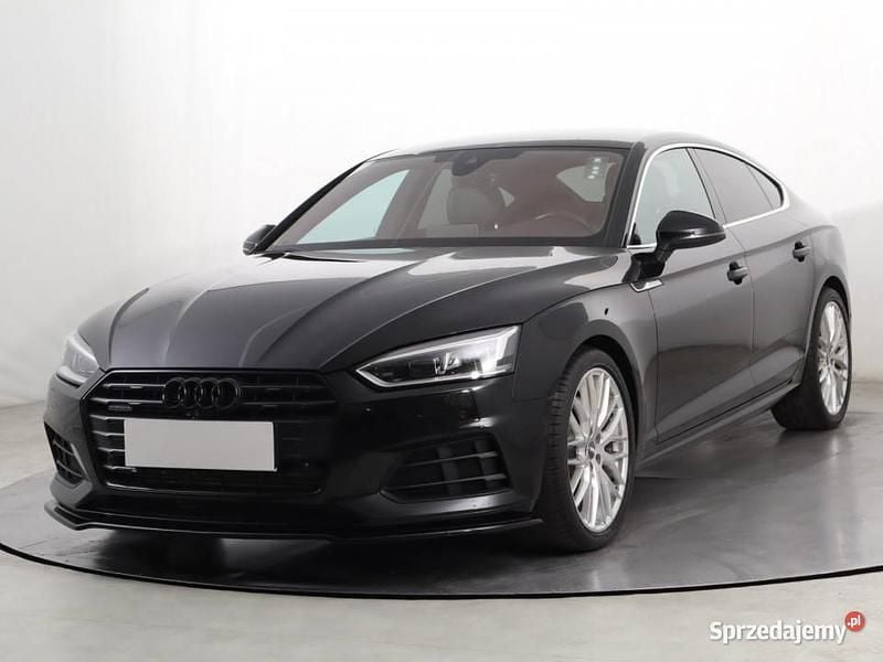 Używany Audi A5 2017 Czarny Sedan/Limuzyna