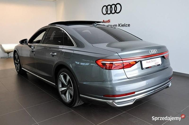 Szary Używany 2021 Audi A8L Ambiente Sedan/Limuzyna | 299 980 zł - Obraz 1/4