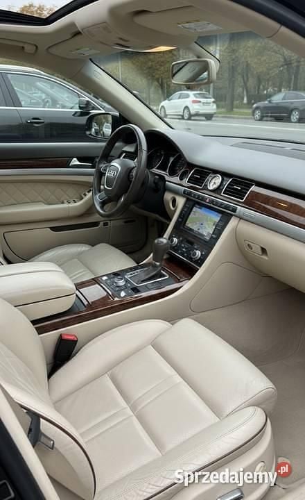 Używany Audi S8 2010 Sedan/Limuzyna