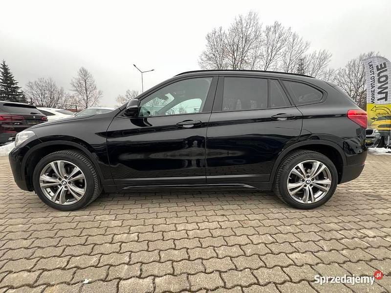 Używany BMW X1 136 KM (100 kW) 2016 Czarny SUV
