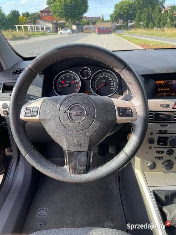Używany Opel Astra GTC 2007 Czarny Hatchback