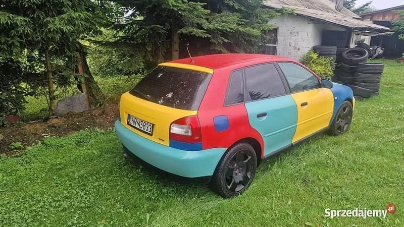 Czerwony Używany 2001 Audi A3 Hatchback | 2500 zł - Obraz 1/1