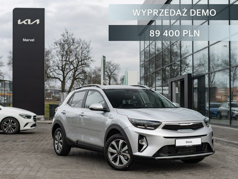 Srebrny (metalik) Używany 2024 Kia Stonic SUV | 89 400 zł (Drogi) - Obraz 1/4