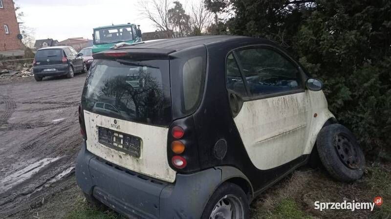 Beżowy Używany 2002 Smart ForTwo Coupé Hatchback | 1800 zł - Obraz 1/2