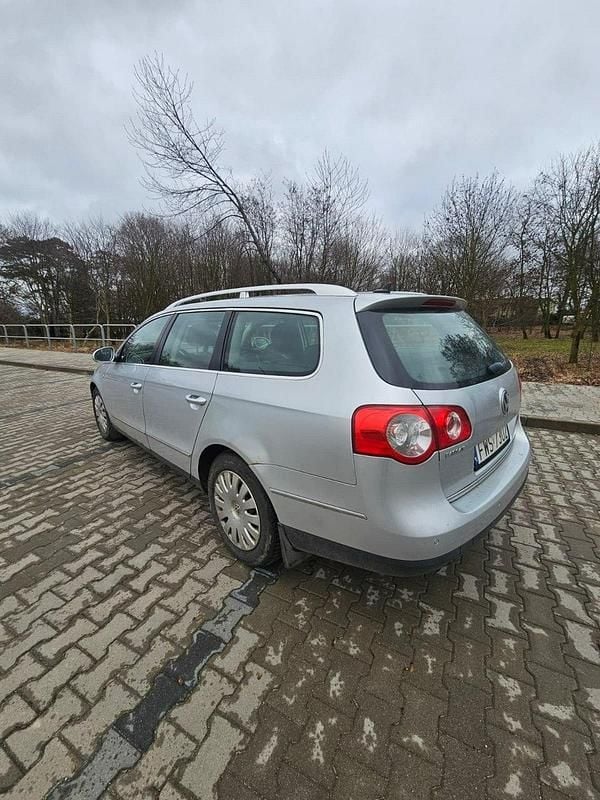 Używany VW Passat 105 KM (77 kW) 2007 Srebrny Kombi