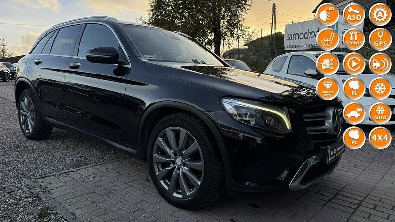 Czarny Używany 2016 Mercedes GLC250 SUV | 89 999 zł - Obraz 1/4