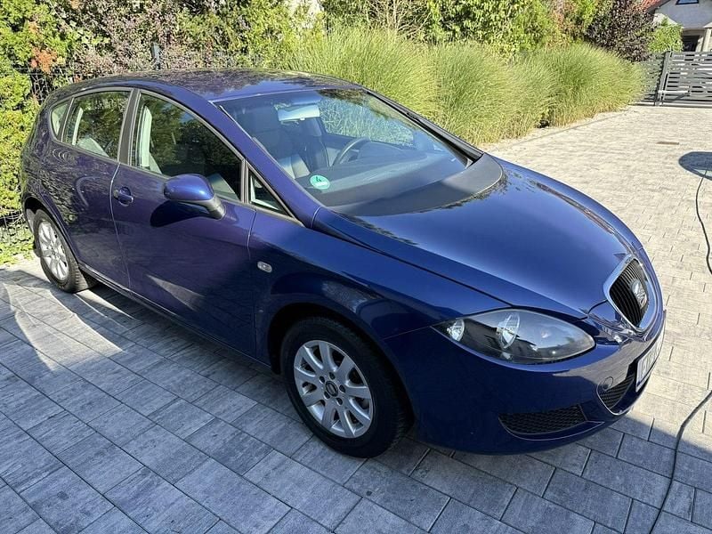 Niebieski Używany 2006 Seat Leon Sedan/Limuzyna | 12 900 zł (Dość drogi) - Obraz 1/4