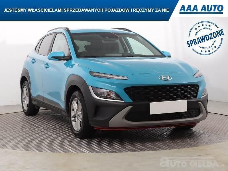 Używany Hyundai Kona 120 KM (88 kW) 2022 Błękitny SUV