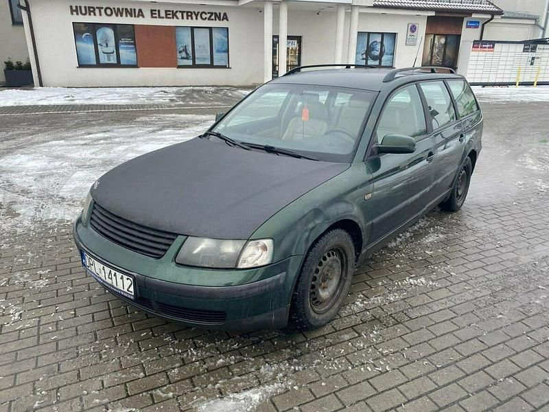 Używany VW Passat 1998 Zielony Kombi