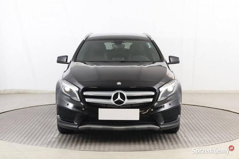 Używany Mercedes GLA200 2015 Czarny SUV