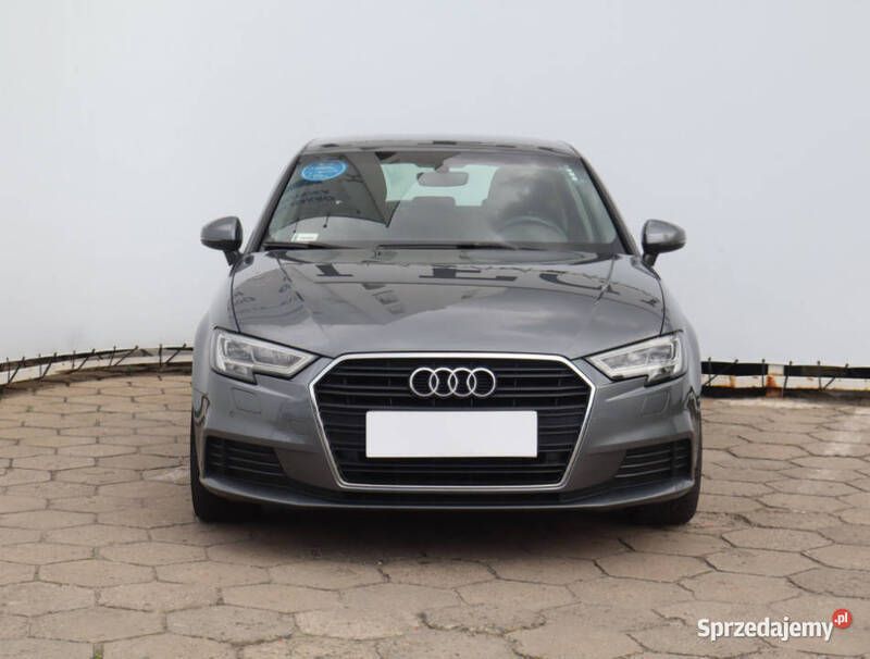Szary Używany 2020 Audi A3 Hatchback | 69 999 zł - Obraz 1/4