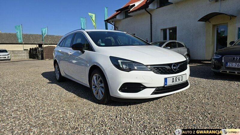 Biały Używany 2021 Opel Astra Kombi | 55 900 zł (Uczciwa cena) - Obraz 1/4