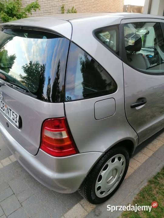Srebrny Używany 2000 Mercedes A140 Hatchback | 6999 zł (Drogi) - Obraz 1/4