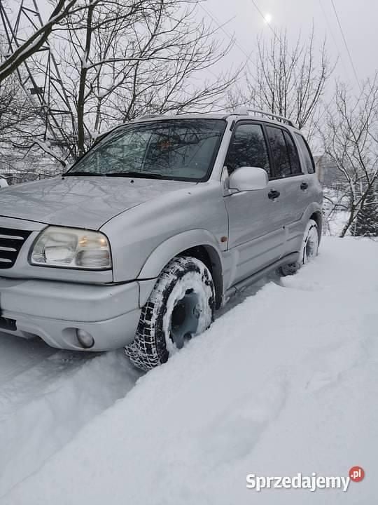 Używany Suzuki Grand Vitara 128 KM (94 kW) 2003 Szary Hatchback