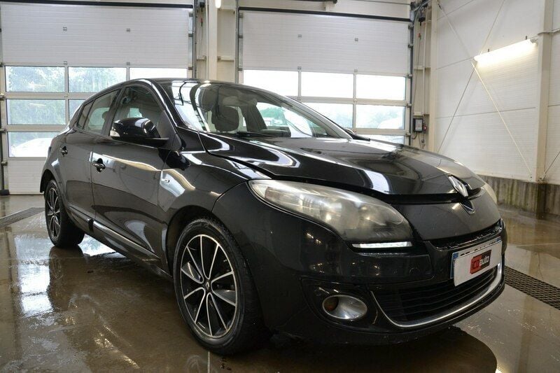 Czarny Używany 2012 Renault Mégane III Bose Edition Hatchback | 9800 zł - Obraz 1/4