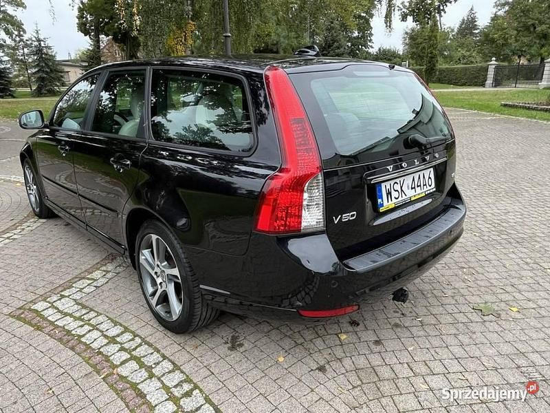 Czarny Używany 2010 Volvo V50 Kombi | 14 900 zł - Obraz 1/4