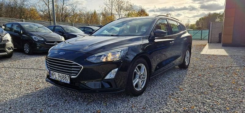 Używany Ford Focus 120 KM (88 kW) 2019 Czarny (metalik) Kombi