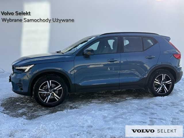 Niebieski Używany 2024 Volvo XC40 SUV | 149 900 zł (Uczciwa cena) - Obraz 1/3