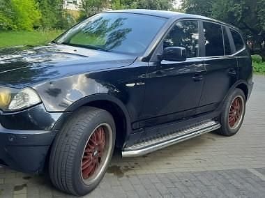 Czarny Używany 2005 BMW X3 SUV | 25 500 zł - Obraz 1/4
