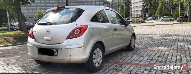 Używany Opel Corsa 2009 Srebrny Hatchback