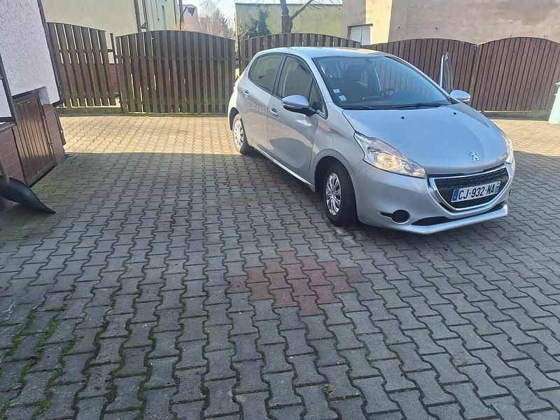 Używany Peugeot 208 2012 Srebrny Hatchback