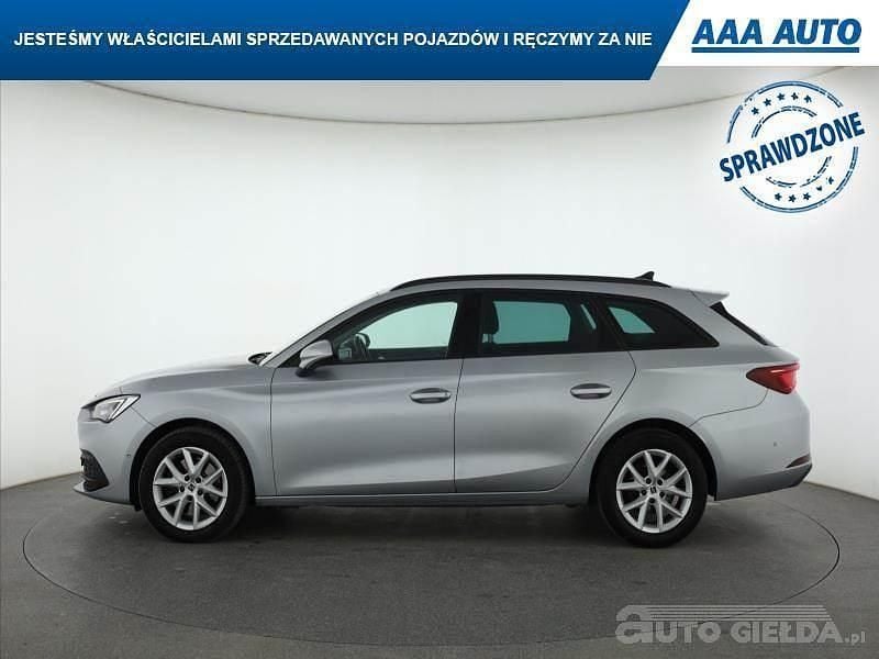 Używany Seat Leon 2021 Srebrny