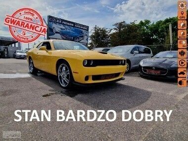 Żółtozłoty Używany 2017 Dodge Challenger Coupe | 108 900 zł - Obraz 1/4