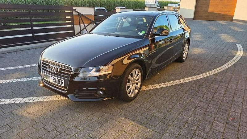 Czarny (metalik) Używany 2009 Audi A4 Kombi | 26 900 zł (Uczciwa cena) - Obraz 1/4