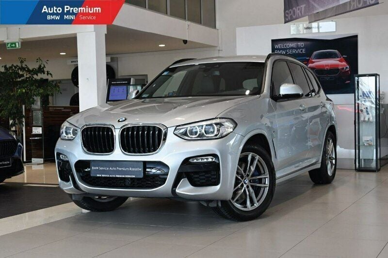 Srebrny (metalik) Używany 2018 BMW X3 SUV | 139 900 zł (Drogi) - Obraz 1/4