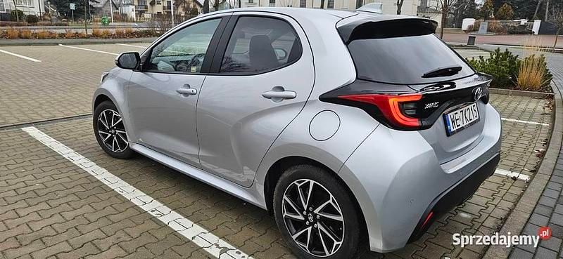 Używany Toyota Yaris Hybrid Comfort 2022